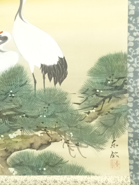 【骨董】掛け軸　松上の鷹 肉筆　桐箱入り 松上鶴 田上芳泉 (尺五立）肉筆！ 開運画 - 掛け軸（掛軸）販売通販